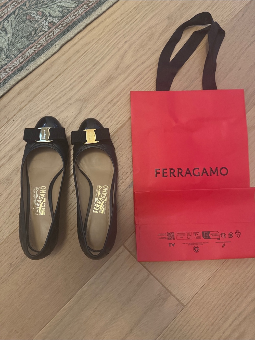 Salvatore Ferragamo Black Vara Bow quilted Leather Ballet Flats